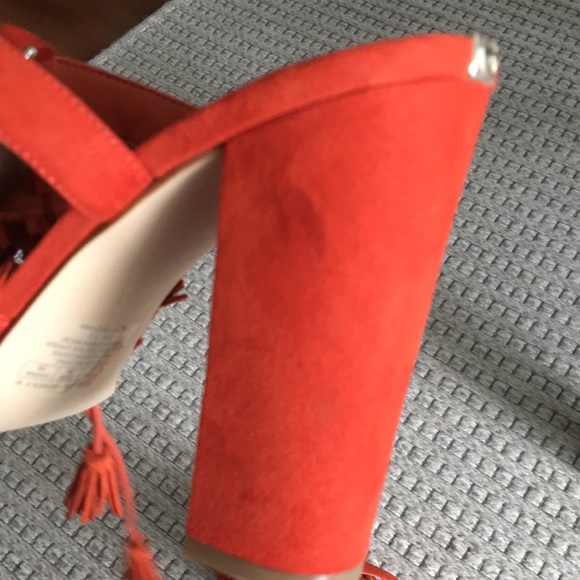 Guess Heels - Picture 8 of 8